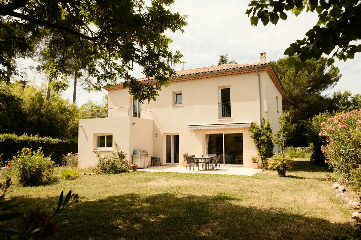 T6 maison : caractéristiques, chambres et conseils pour bien choisir